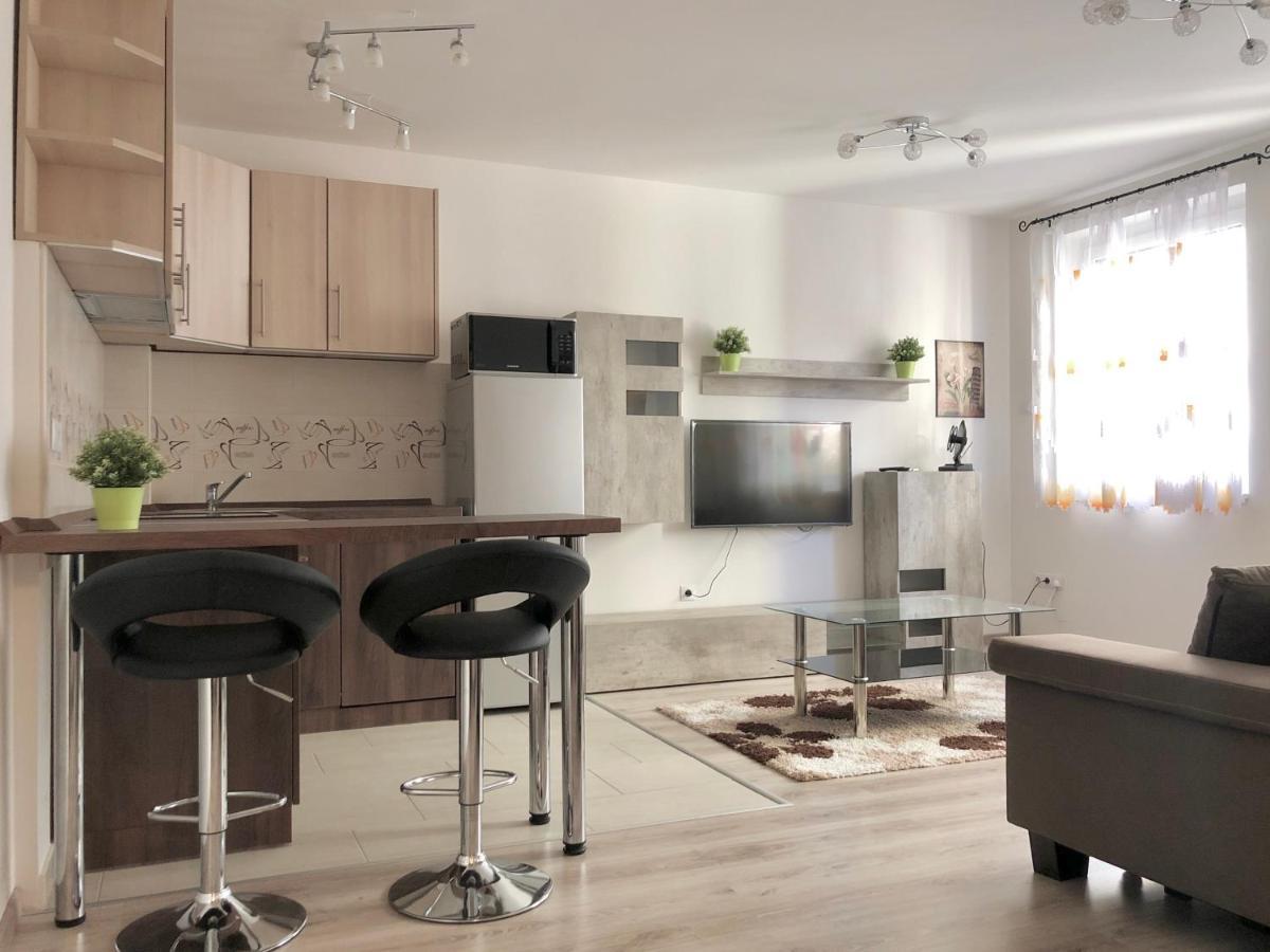 Exclusive Home - D. Apartman Pecs Luaran gambar